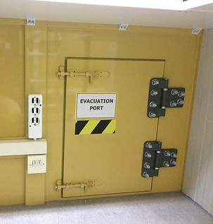 Emergency exit KIBO shelter
