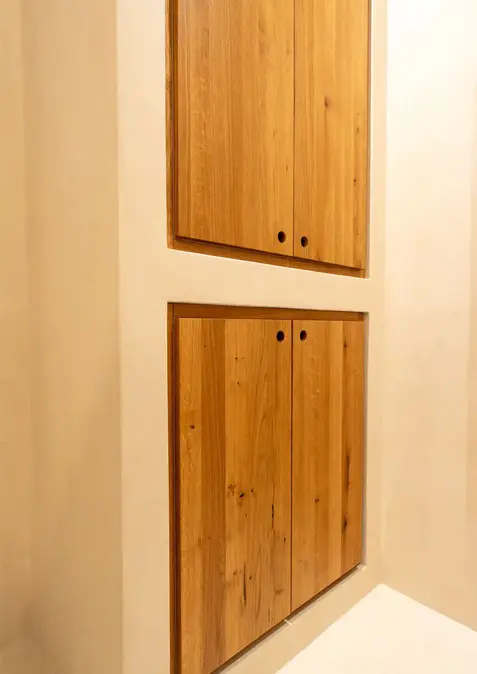 Noopnam vun Eechen Diere vun zwee Buedzëmmerschief