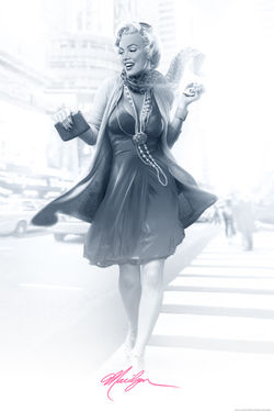 Marilyn in the City Pink