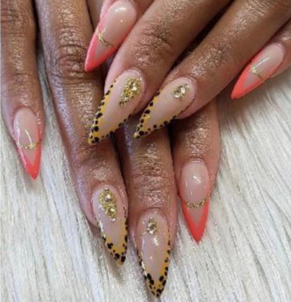 Medium Stiletto