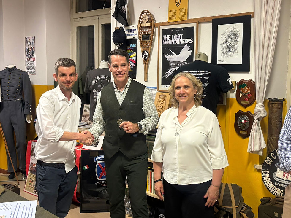 Jeff Streucker with Ben Appleby and Antonella Previdi in the Association Benach Welcome Centre