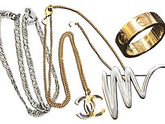 ブランドアクセサリー