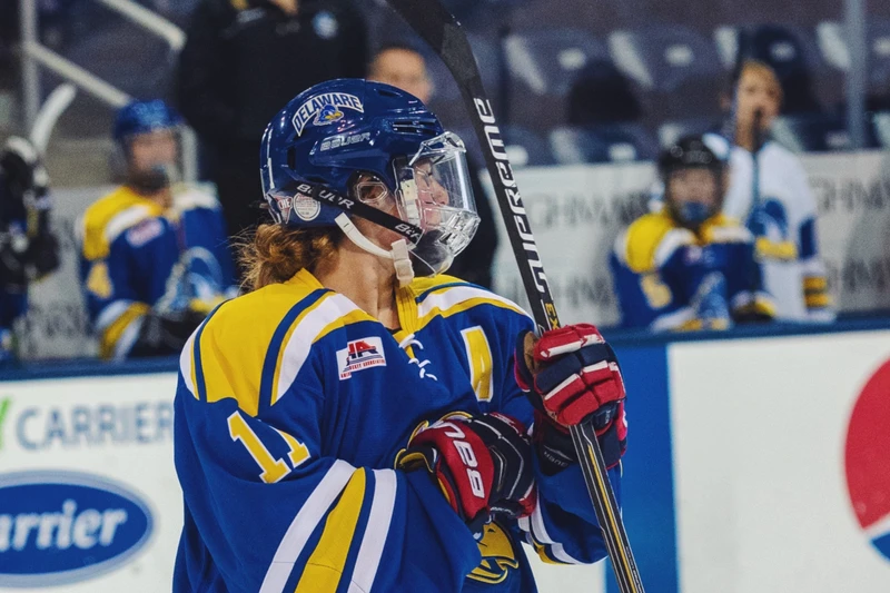 Women's ice hockey nutrition