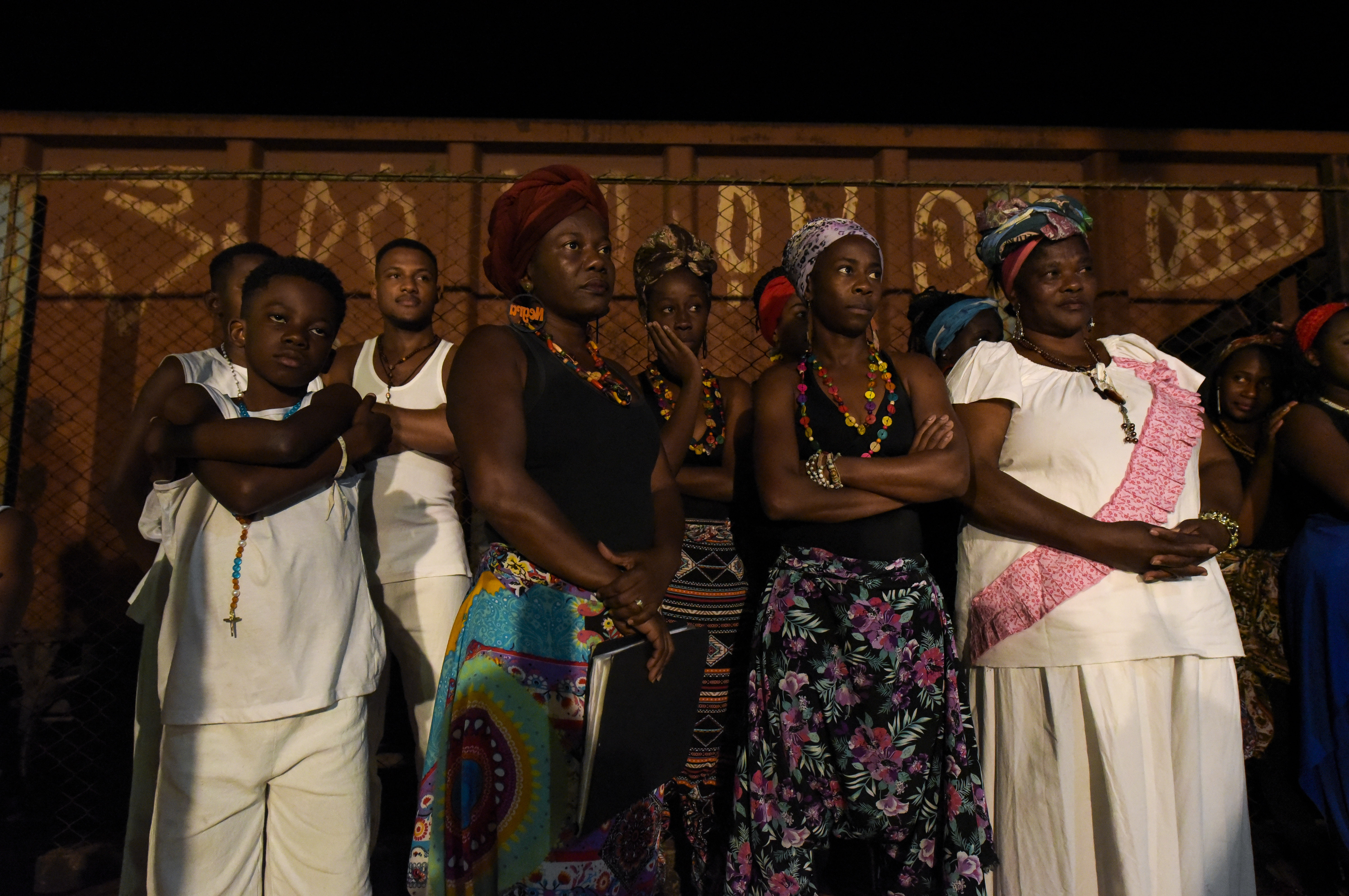 Coletivo A.N.A e 'Negro por Negro'