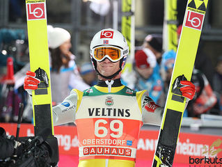 Great! Daniel-André Tande won the qualification in Oberstdorf.