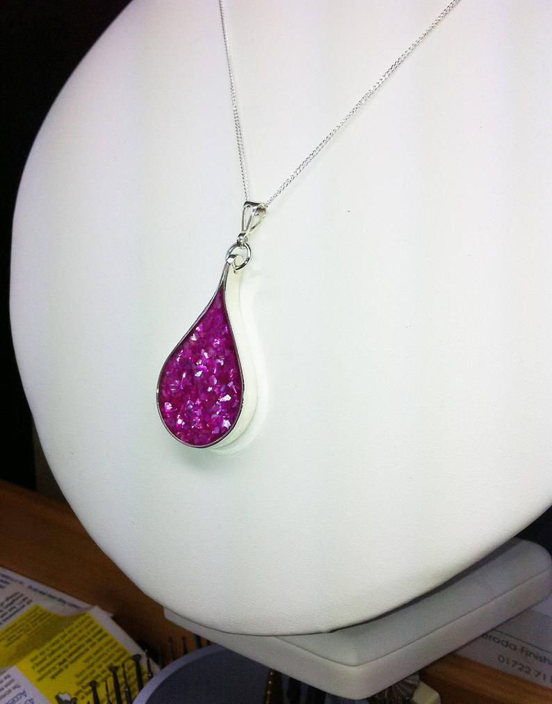 Thumbnail: Sterling Silver Teardrop Pendant Necklace