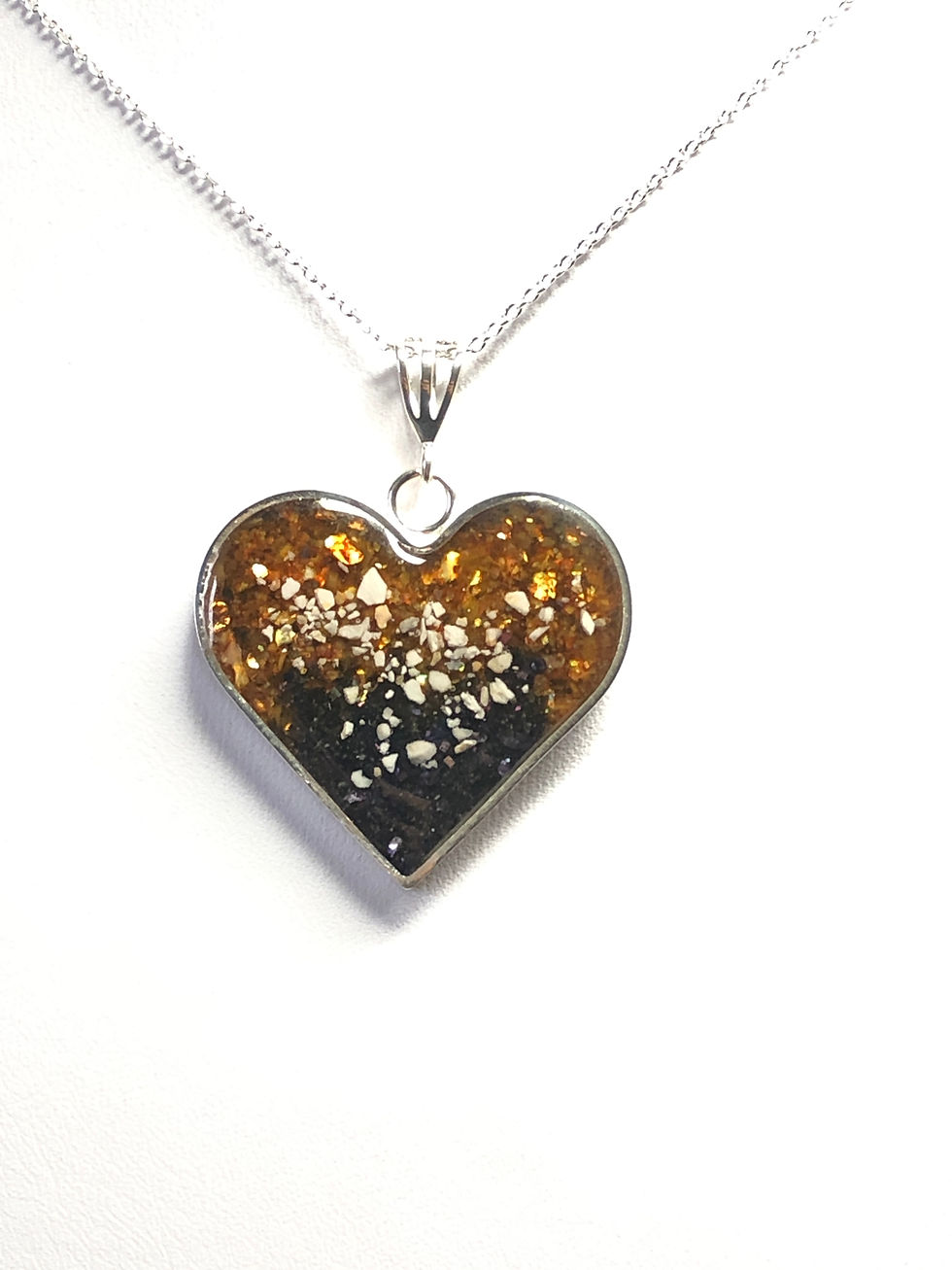 Thumbnail: Cremation Ashes Memorial Heart in Sterling Silver.