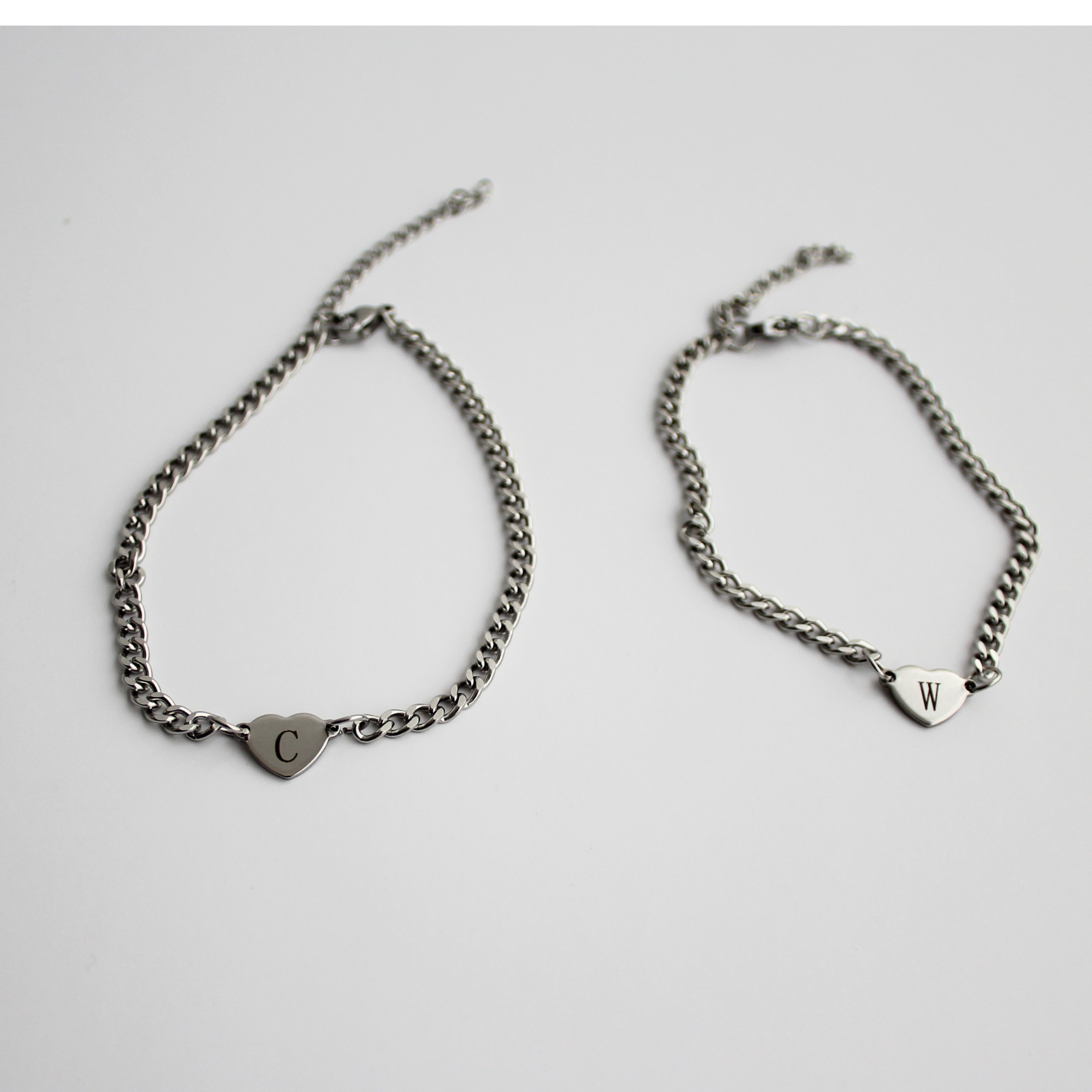 Vriendschap / Koppel armbandjes met initiaal