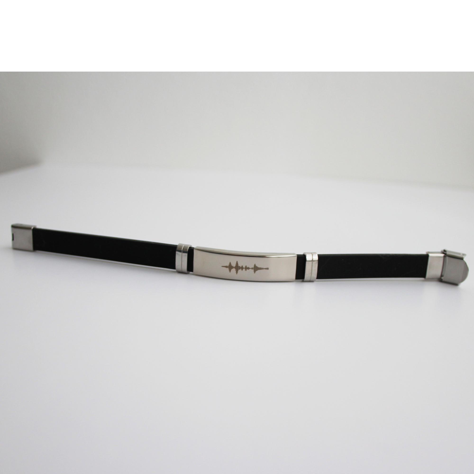 Leren armband met audiofragment gravering