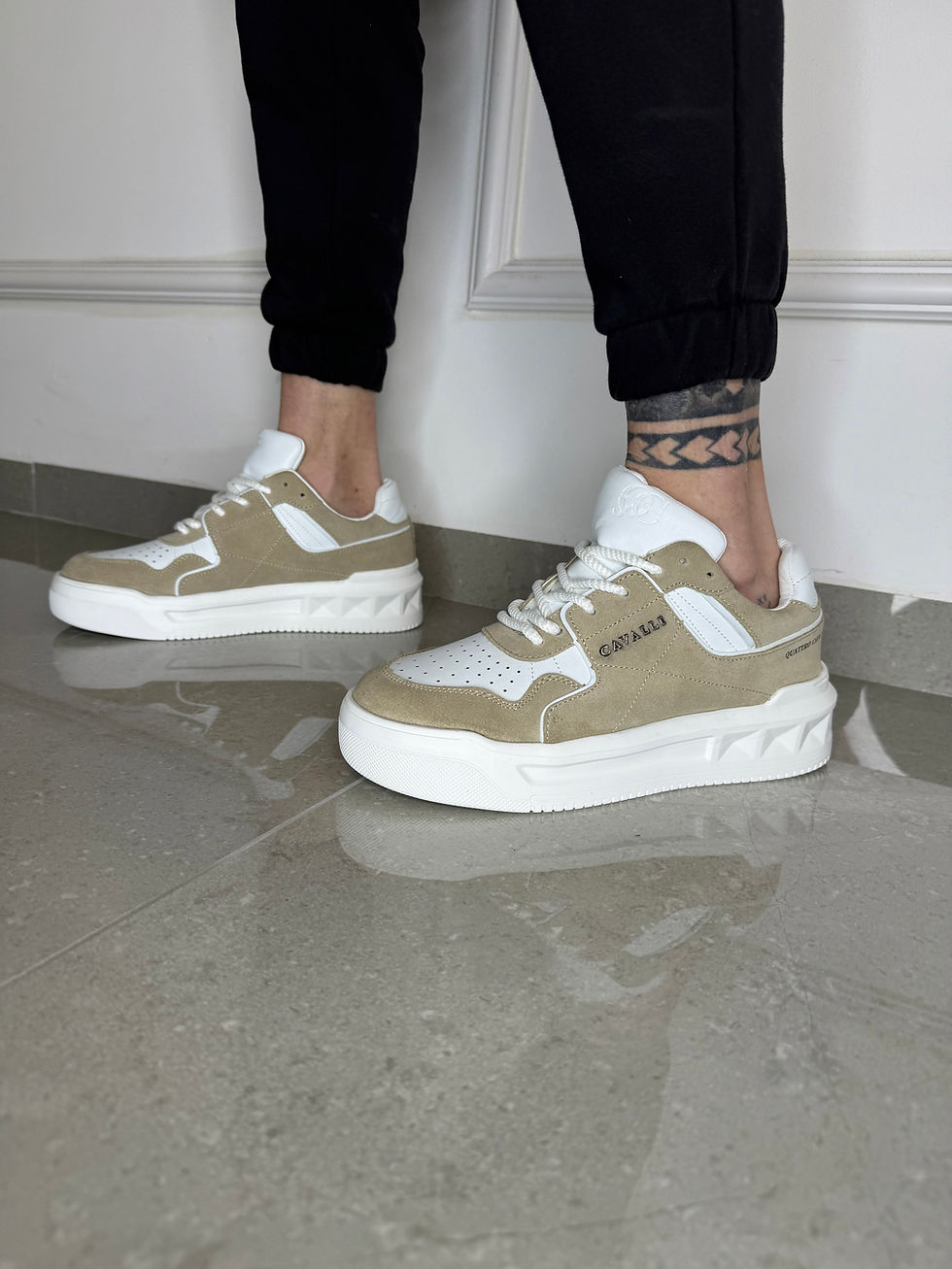 תמונה ממוזערת: QUATTRO CAVALLI SHOES 