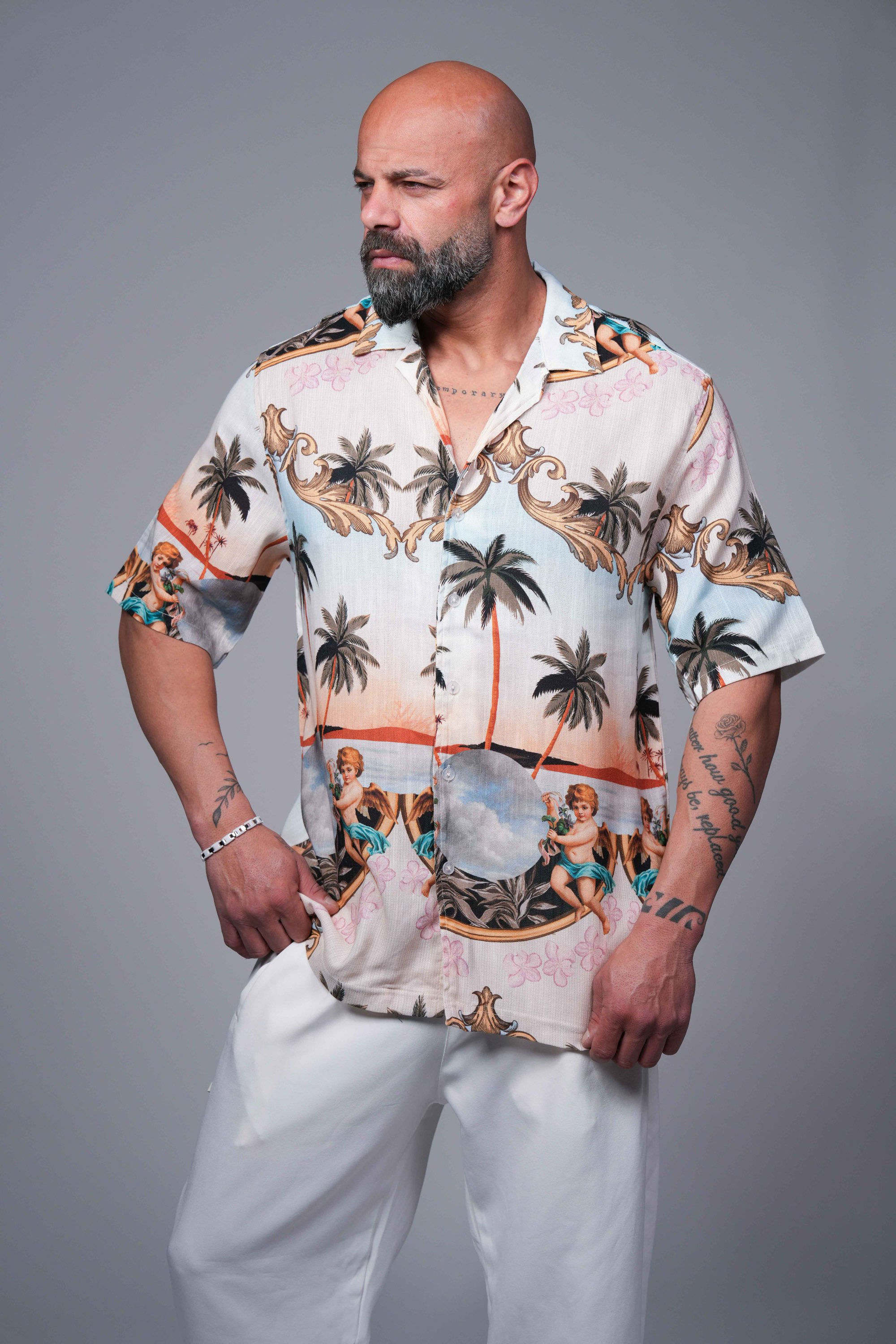 מכופתרת אוברסייז מיאמי ca