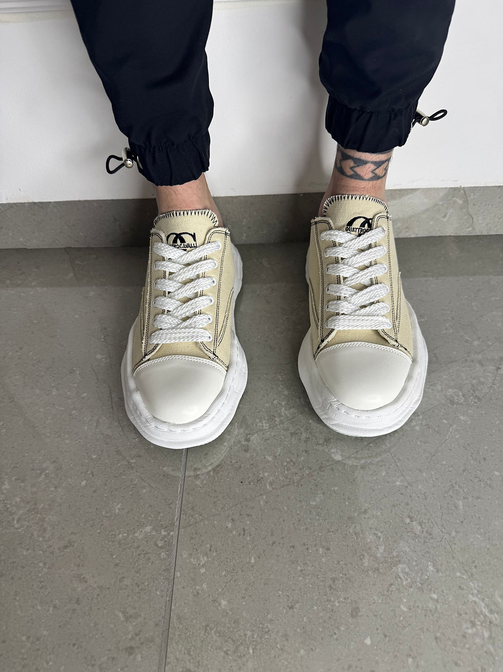 תמונה ממוזערת: QUATTRO CAVALLI SHOES 