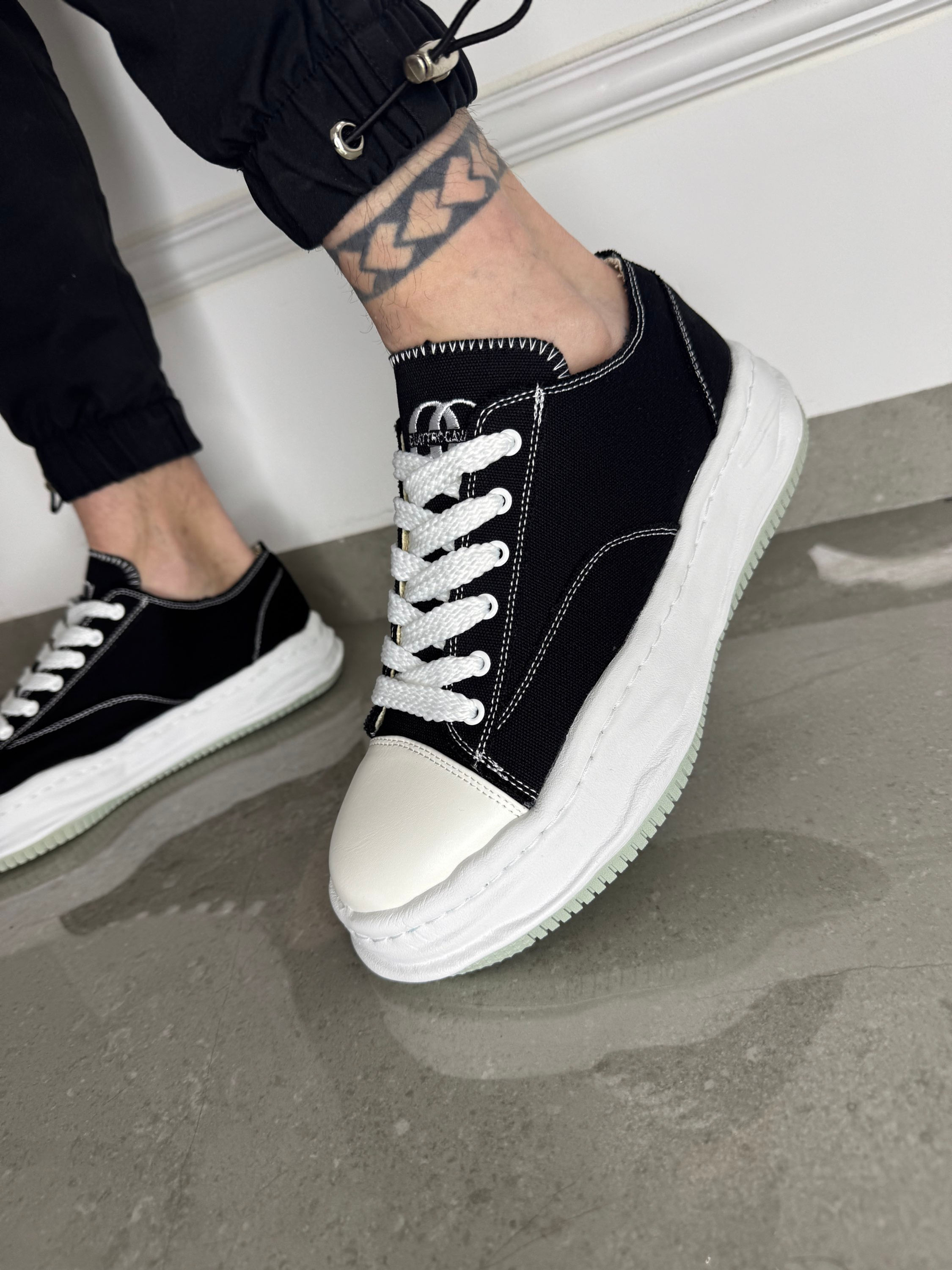 QUATTRO CAVALLI SHOES 