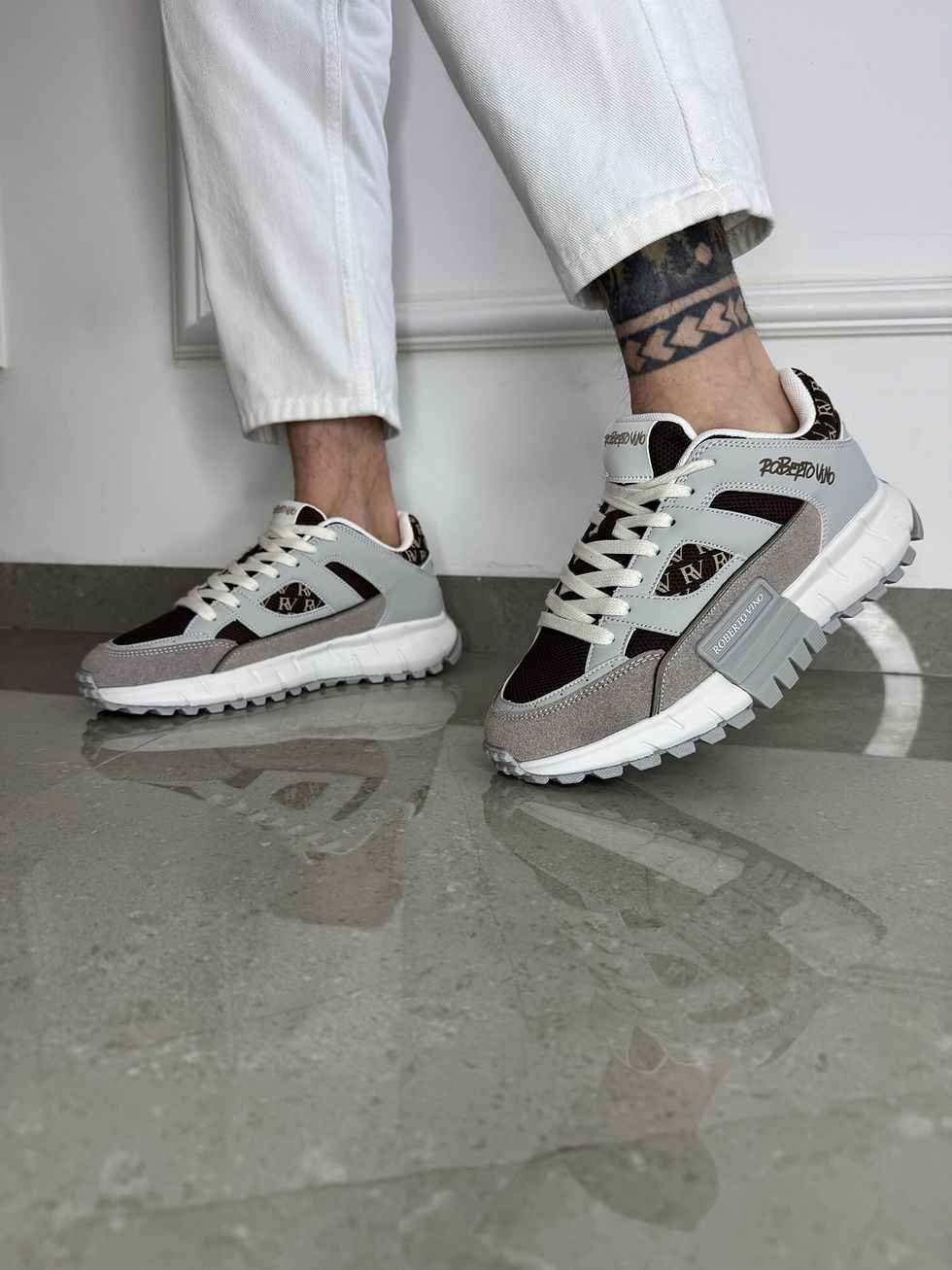תמונה ממוזערת: ROBERTO VINO SHOES 