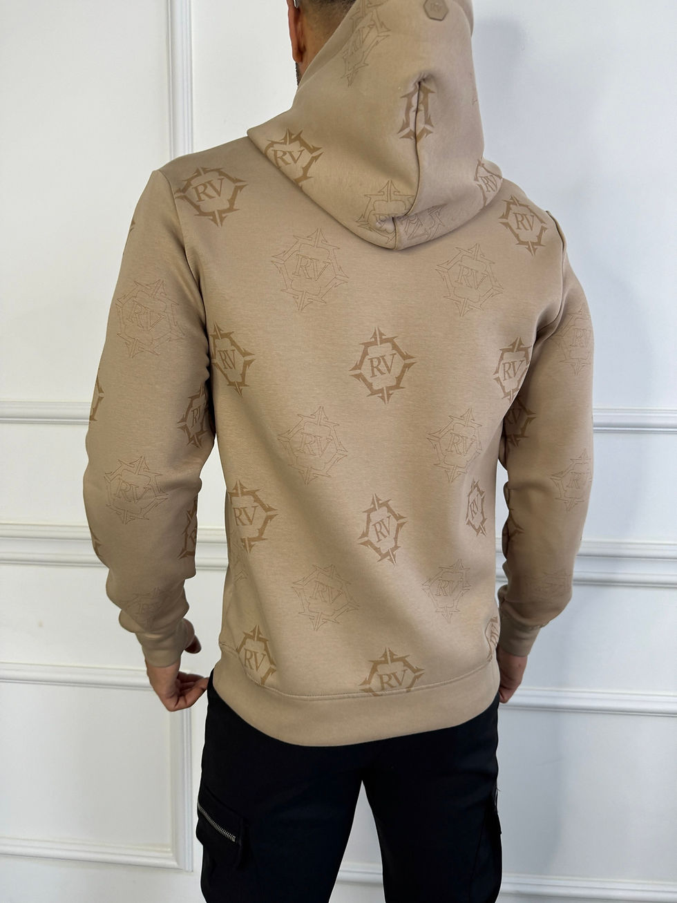 תמונה ממוזערת: ROBERTO VINO HOODIE 