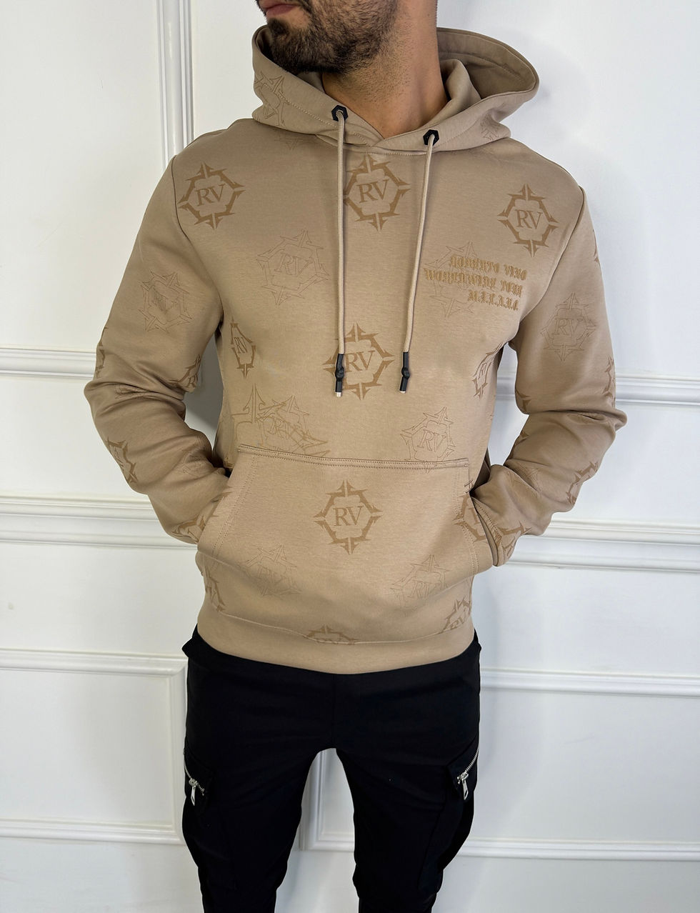 תמונה ממוזערת: ROBERTO VINO HOODIE 