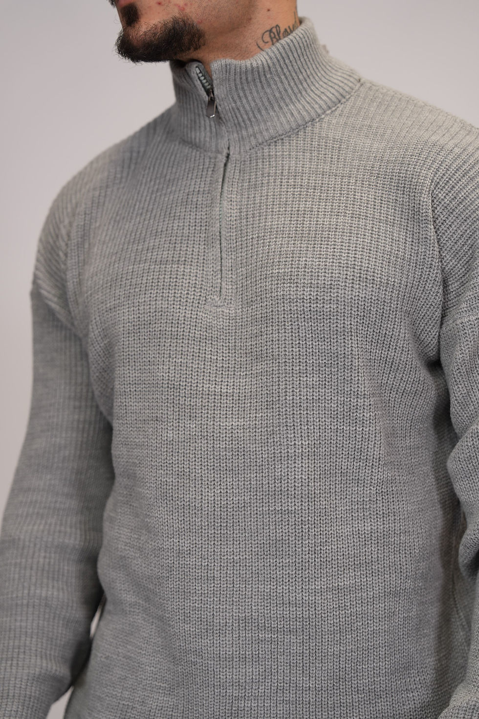 תמונה ממוזערת: סריג גולף עם רצרץ