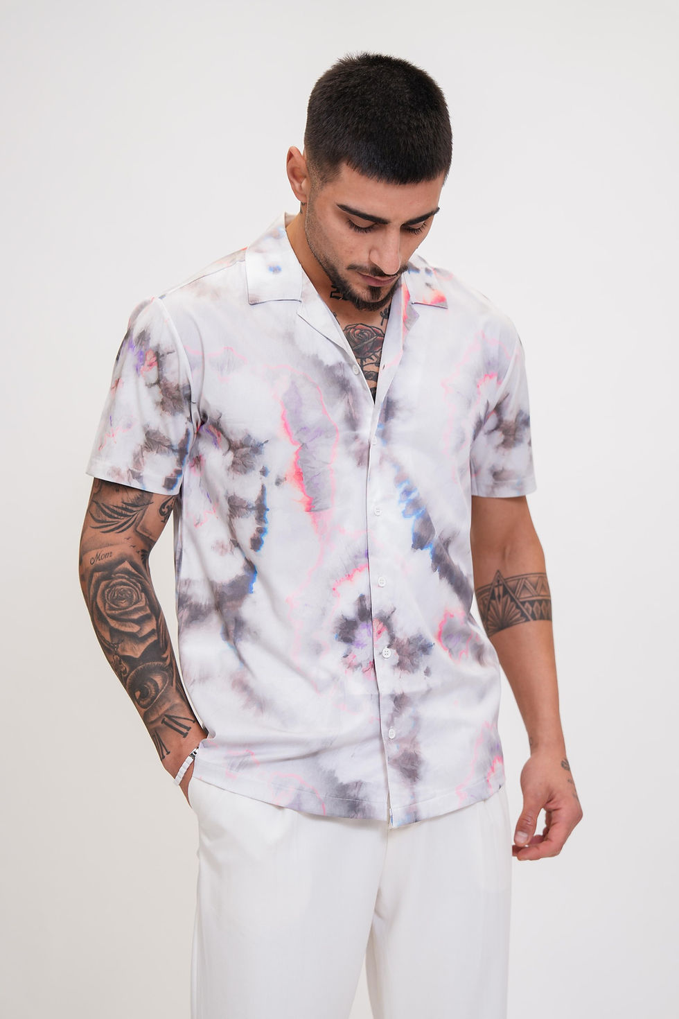 תמונה ממוזערת: מכופתרת צבע דהוי 