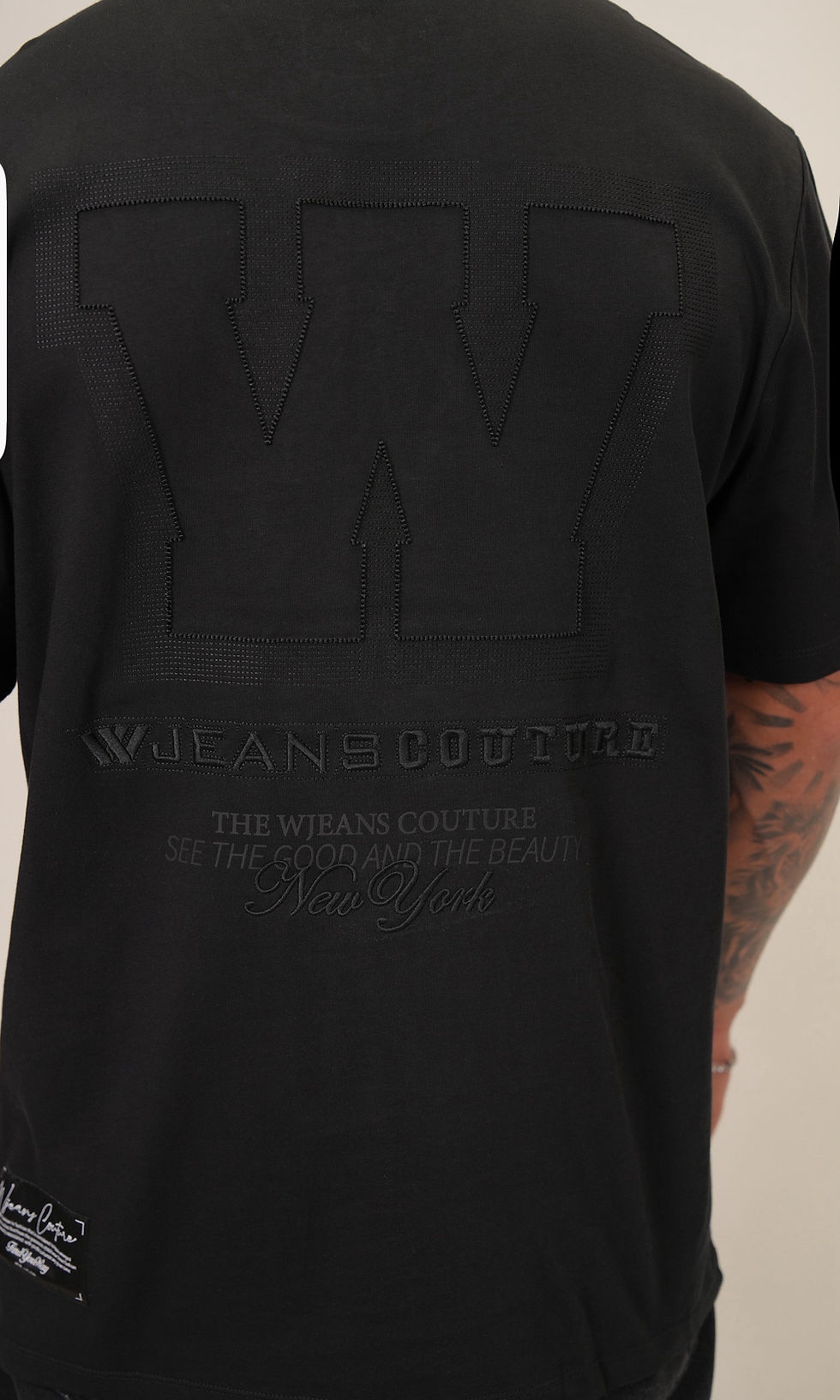 תמונה ממוזערת: W jeans over size t shirt