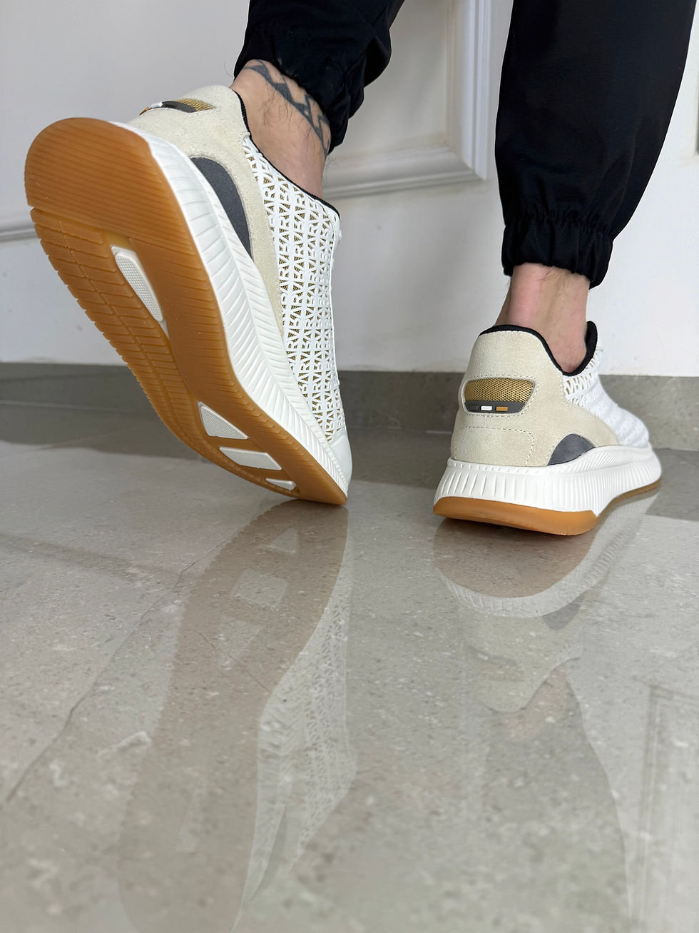 תמונה ממוזערת: ROBERTO VINO SHOES 