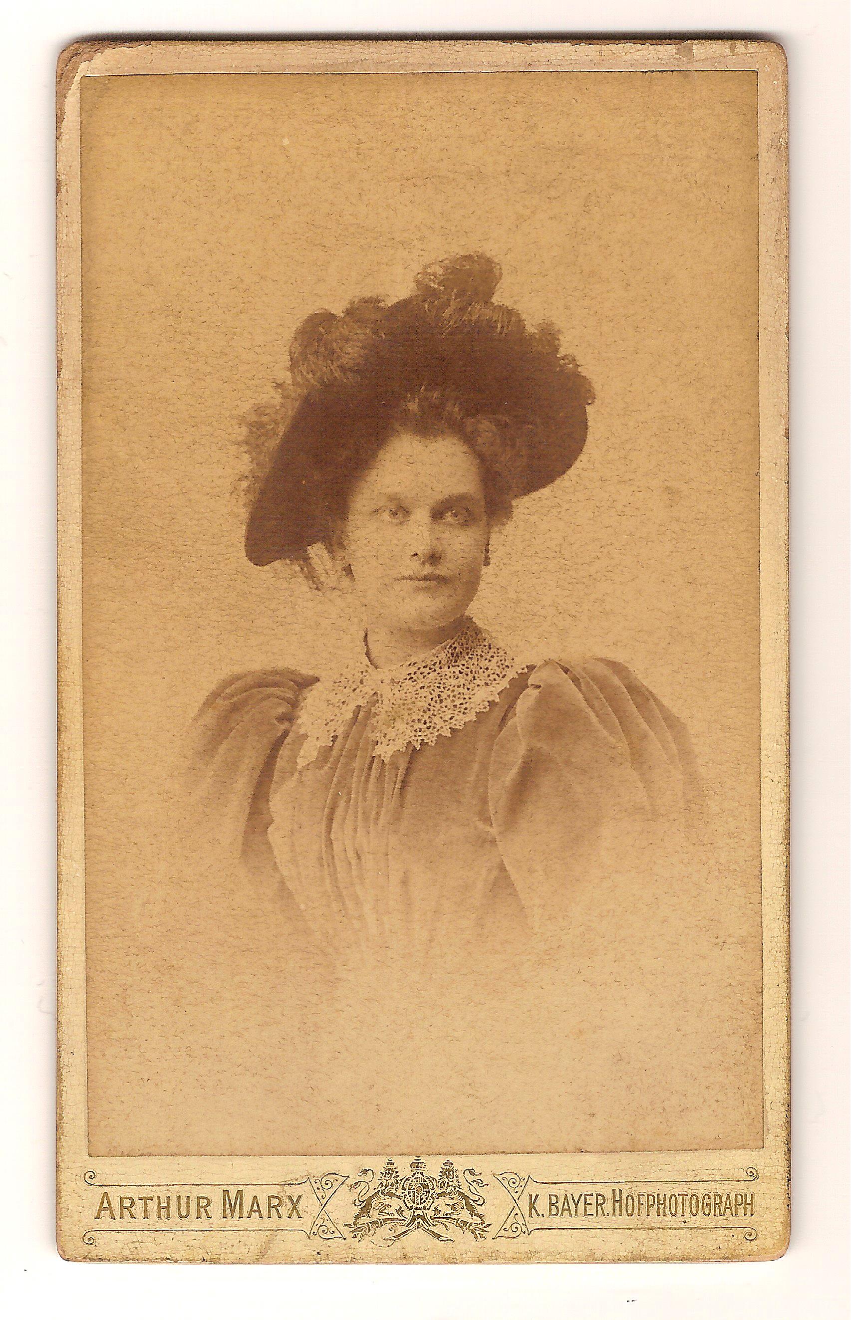 Adine Ruckert in Frankfurt 1897