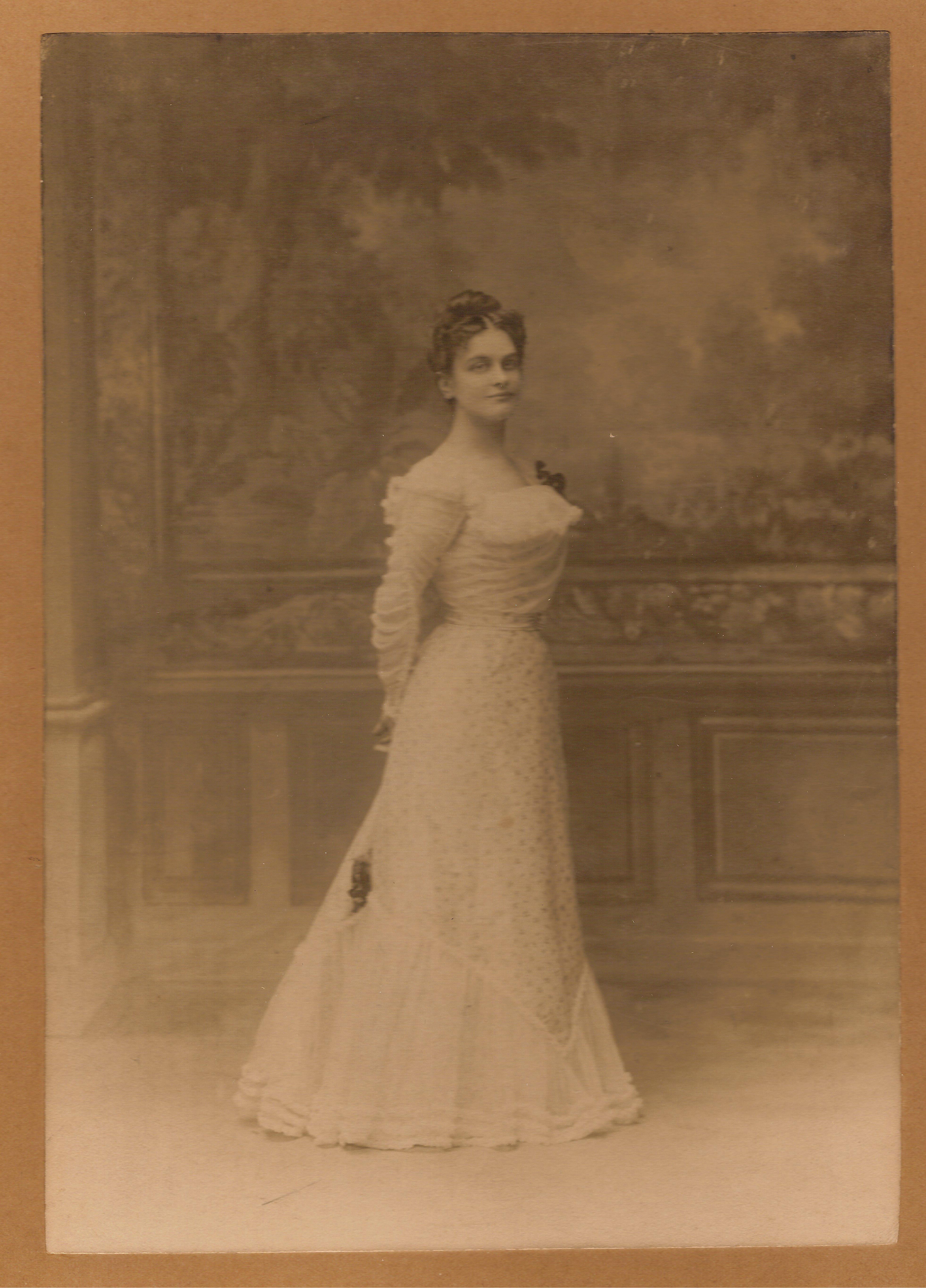 Adine O'Neill 1899 at the time of her marriage