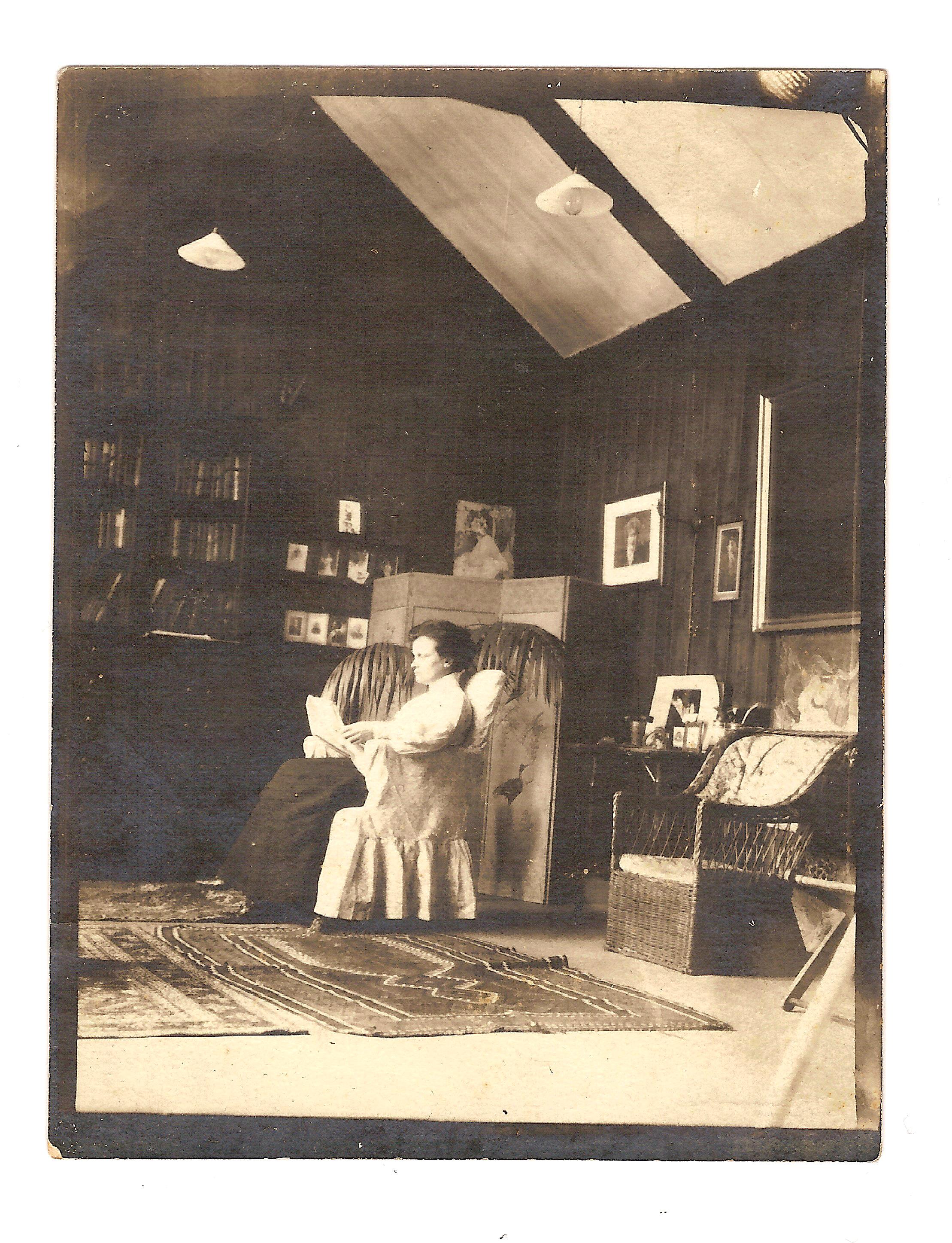 The Studio 1909