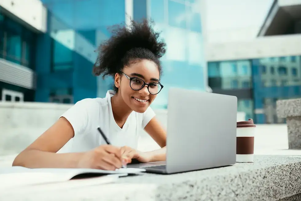 A high school student with orthographic dyslexia learning online
