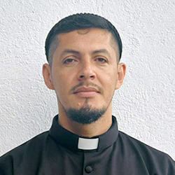 p01_OscarCarranza.jpg