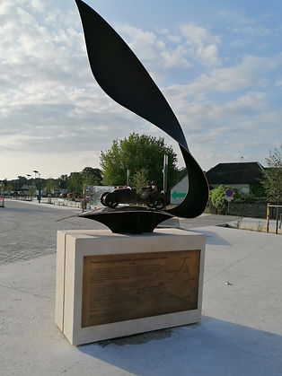 photo sculpture_edited.jpg