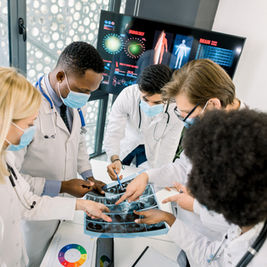 2026: la salud global entra en modo “doble presión” (y la IA puede inclinar la balanza)