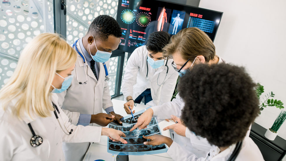 2026: la salud global entra en modo “doble presión” (y la IA puede inclinar la balanza)