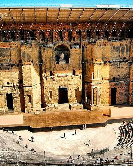 Théâtre Antique d'Orange, afterlife, evenement avignon, taxi avignon, taxi villeneuve les avignon, taxi le pontet, taxi sorgues, domaine le taleur, mas d'arvieux, chateau de tourreau, chateau de la tour vaucrose,