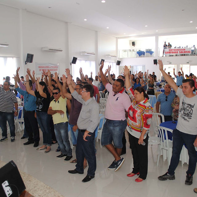 Trabalhadores aprovam pauta de reivindicação de 2017