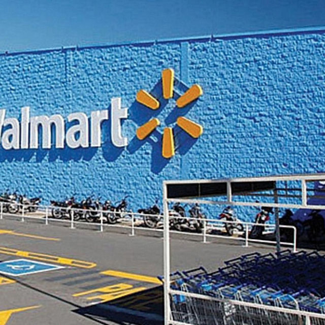 Walmart terá de pagar R$ 100 mil a gerente obrigado a rebolar