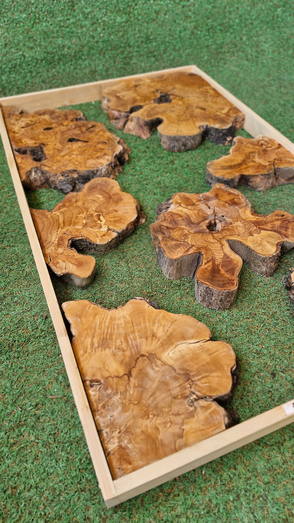 Miniaturbild: 1,6'' Thickness Live Edge Olive Wood Slices For Resin Table and Epoxy Art