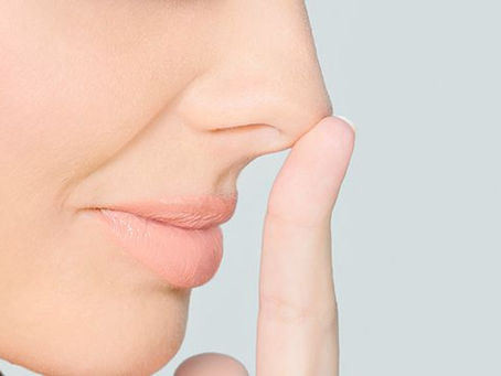 كشف أسرار عملية تجميل الأنف المغلقة