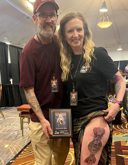 Forest Nott winning award at convention