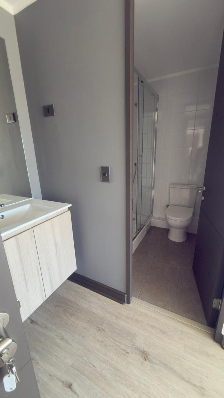 Miniatura: DEPARTAMENTO NUEVO EN ARRIENDO, COCINA CERRADA. LA FLORIDA