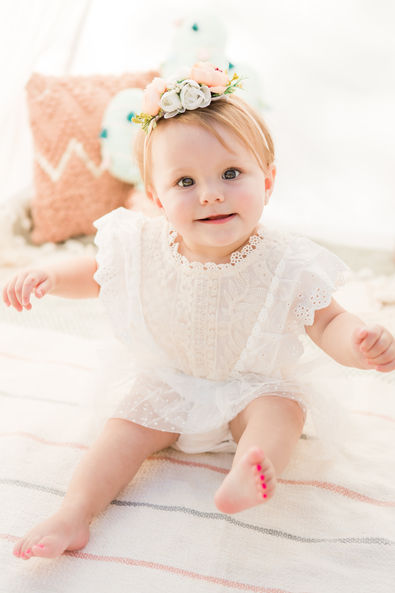 Cake smash session, cake smash photographer, first year portraits, boho cake smash, desert cake smash
