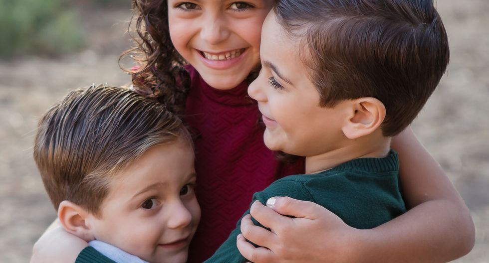 Family photographer, los angeles family photographer, family photoshoot, mini session, siblings