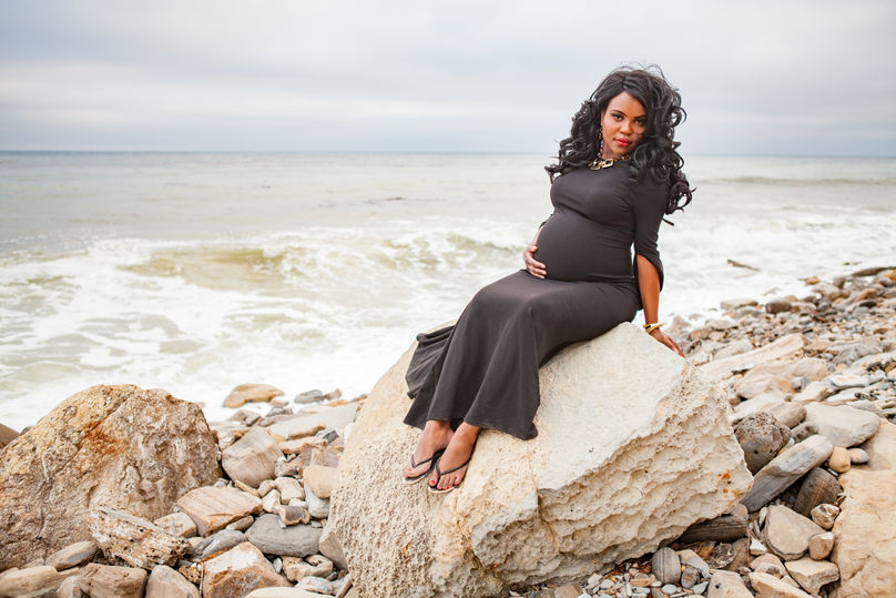 Maternity photoshoot, pregnancy, maternity photographer, Palos Verdes, beach maternity