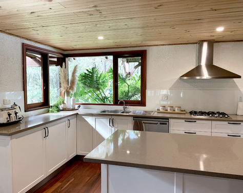 ENDEAVOUR COTTAGE - KITCHEN REVEAL
