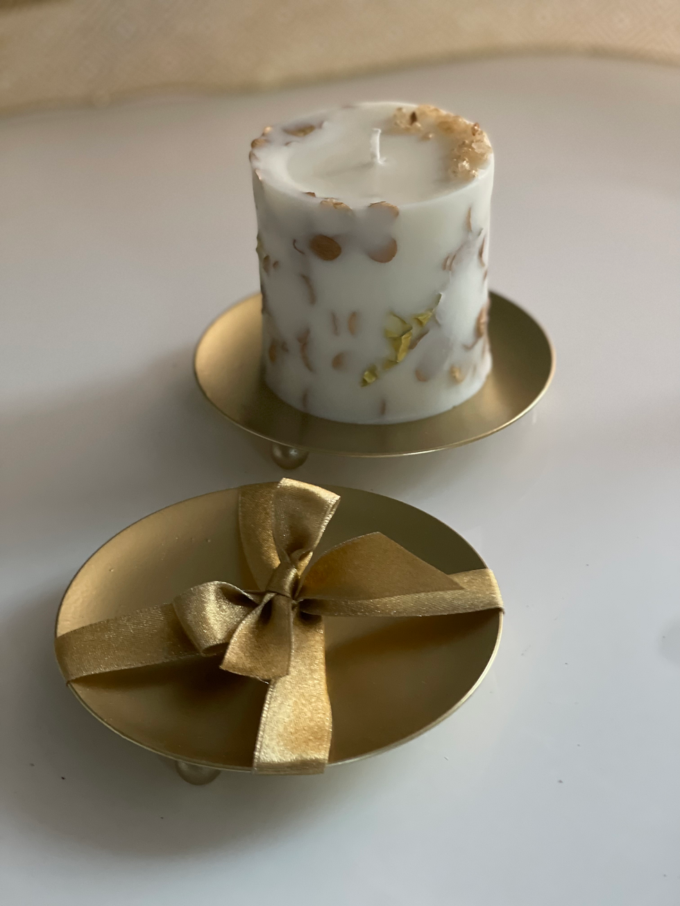 Thumbnail: Gold Pillar Candle Plate