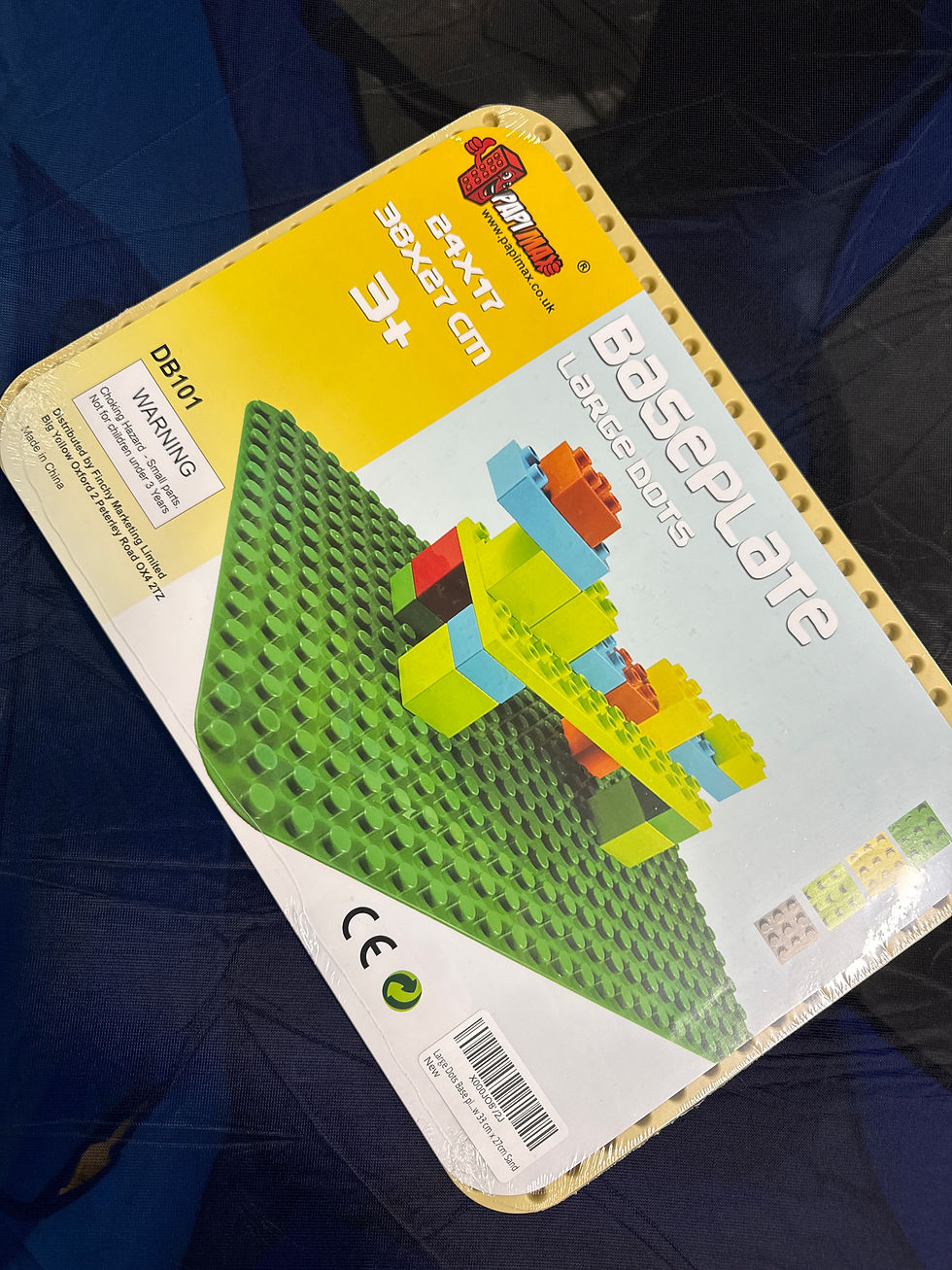 Thumbnail: Baseplate large dots