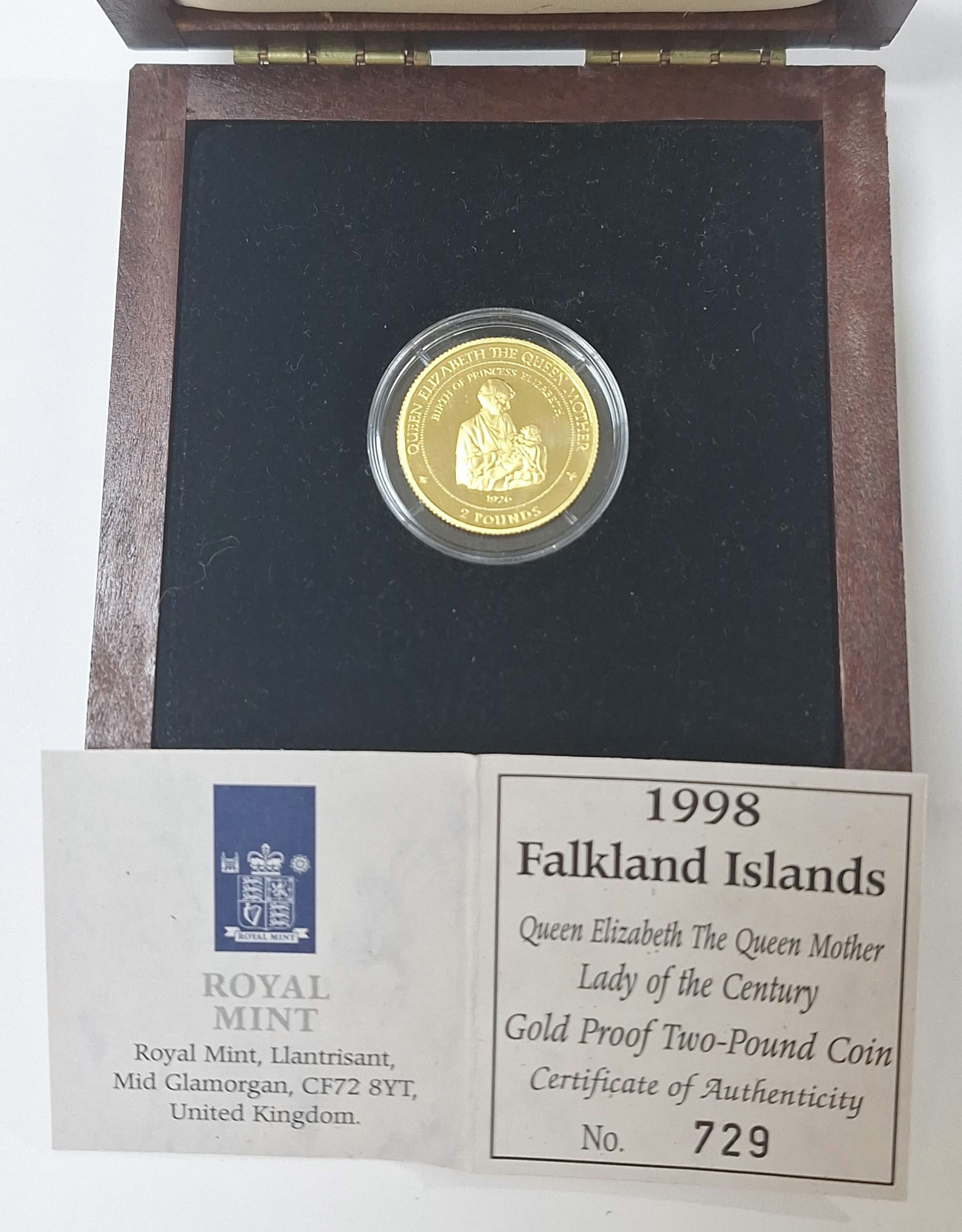 Coin10. 14ct Gold Coin Queen Mother 1998 Falkland Islands