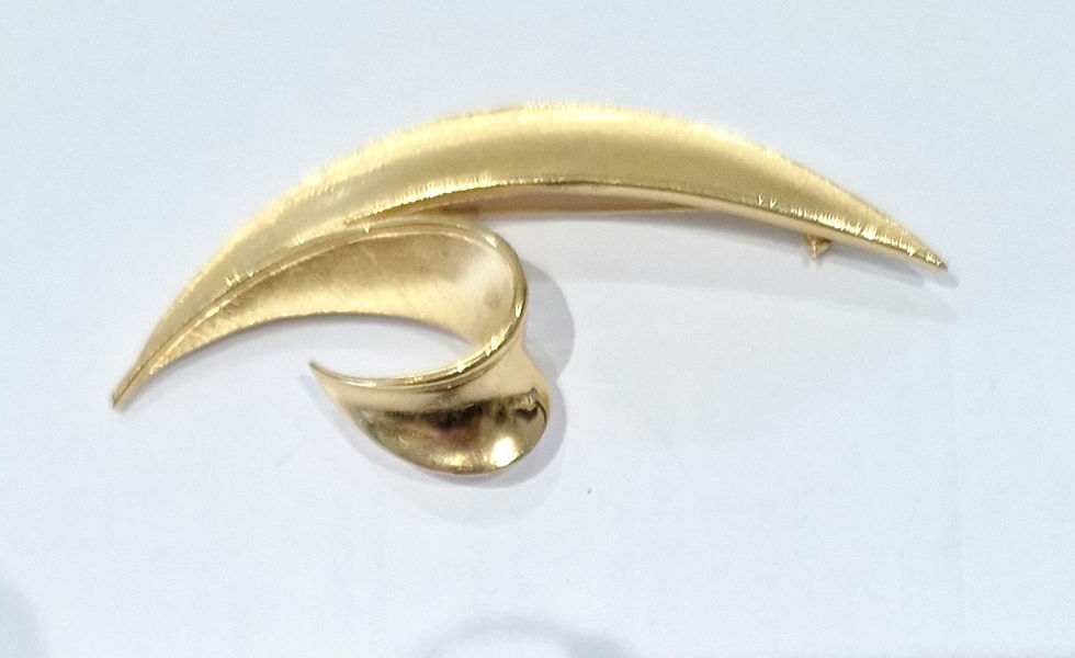 Thumbnail: C18. Crown Trifari Goldtone Brooch