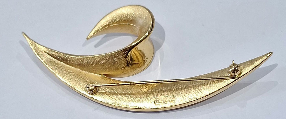 Thumbnail: C18. Crown Trifari Goldtone Brooch