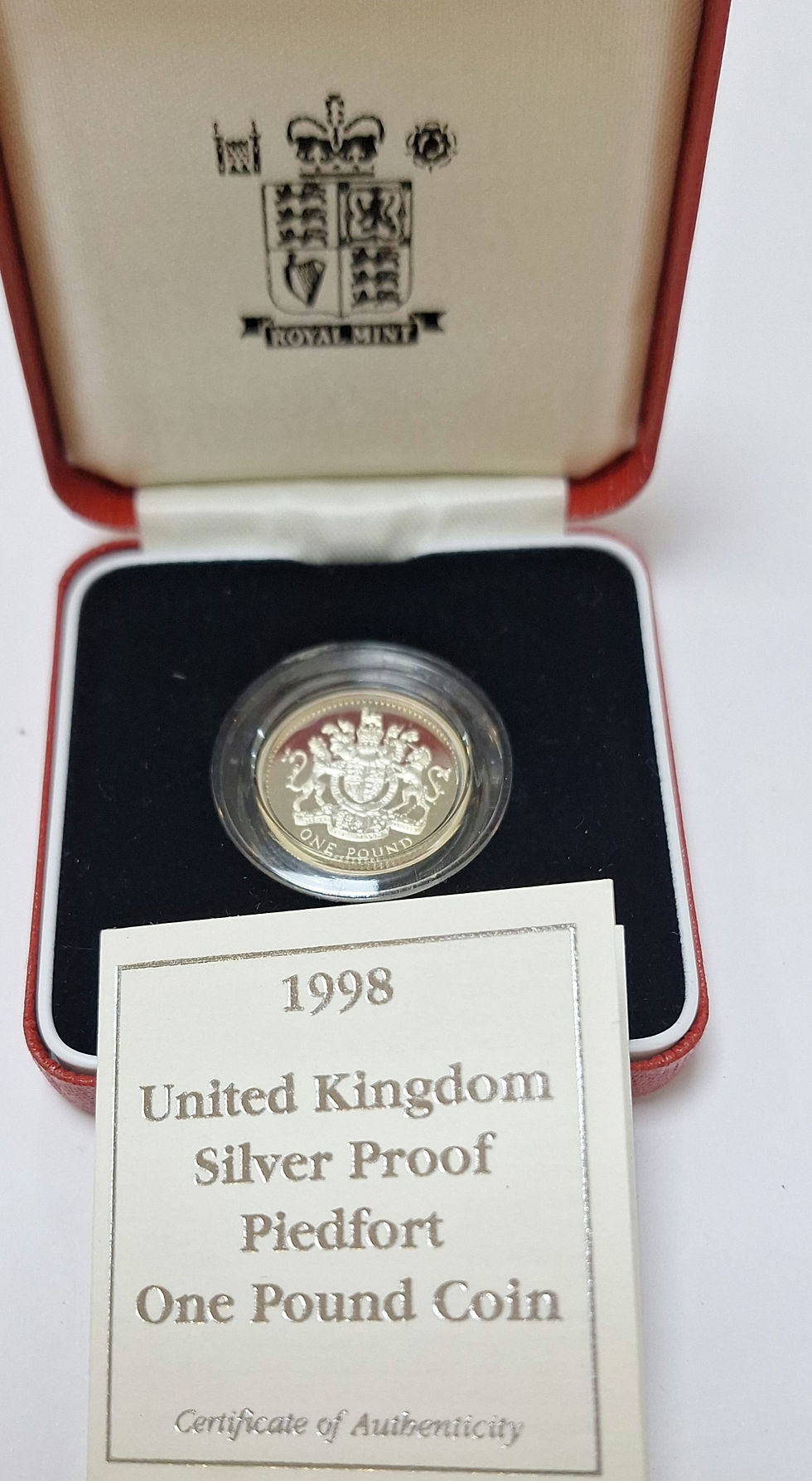 Thumbnail: Coin 26.  925 UK Silver Proof Piedmont £1 coin
