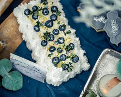 Pusinky v papulke •pusinkové h n í z d o• #weddingswag #wedding2018 #moderncake #modernsweet #luxury